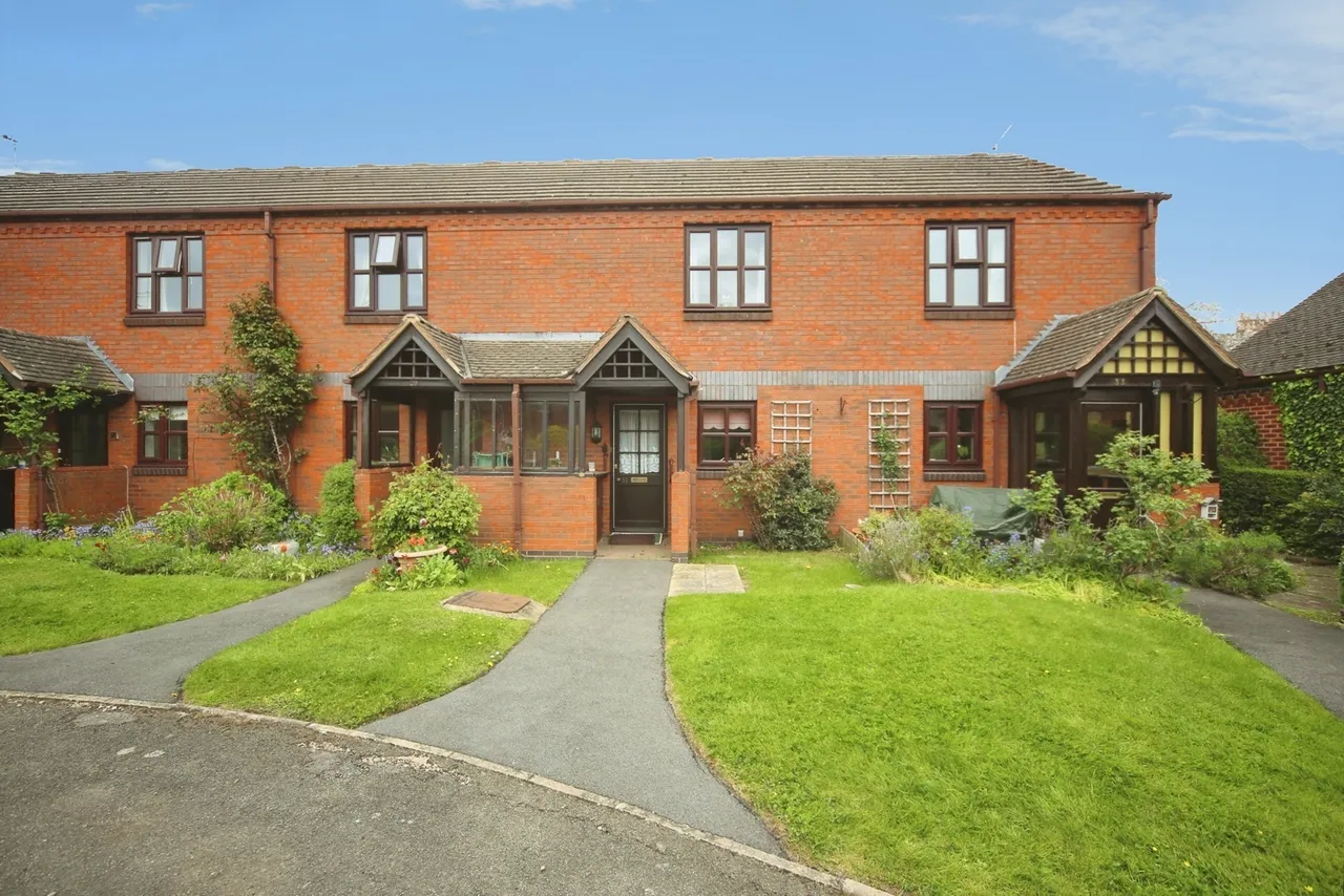 2 bed house for sale, Saffron Meadow, Stratford-upon-Avon, CV37