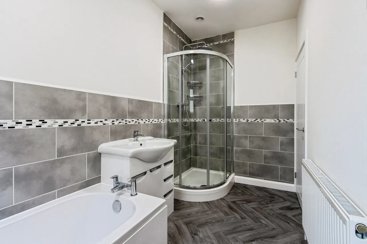 Queen Street, Carlton, WF3, photo 9