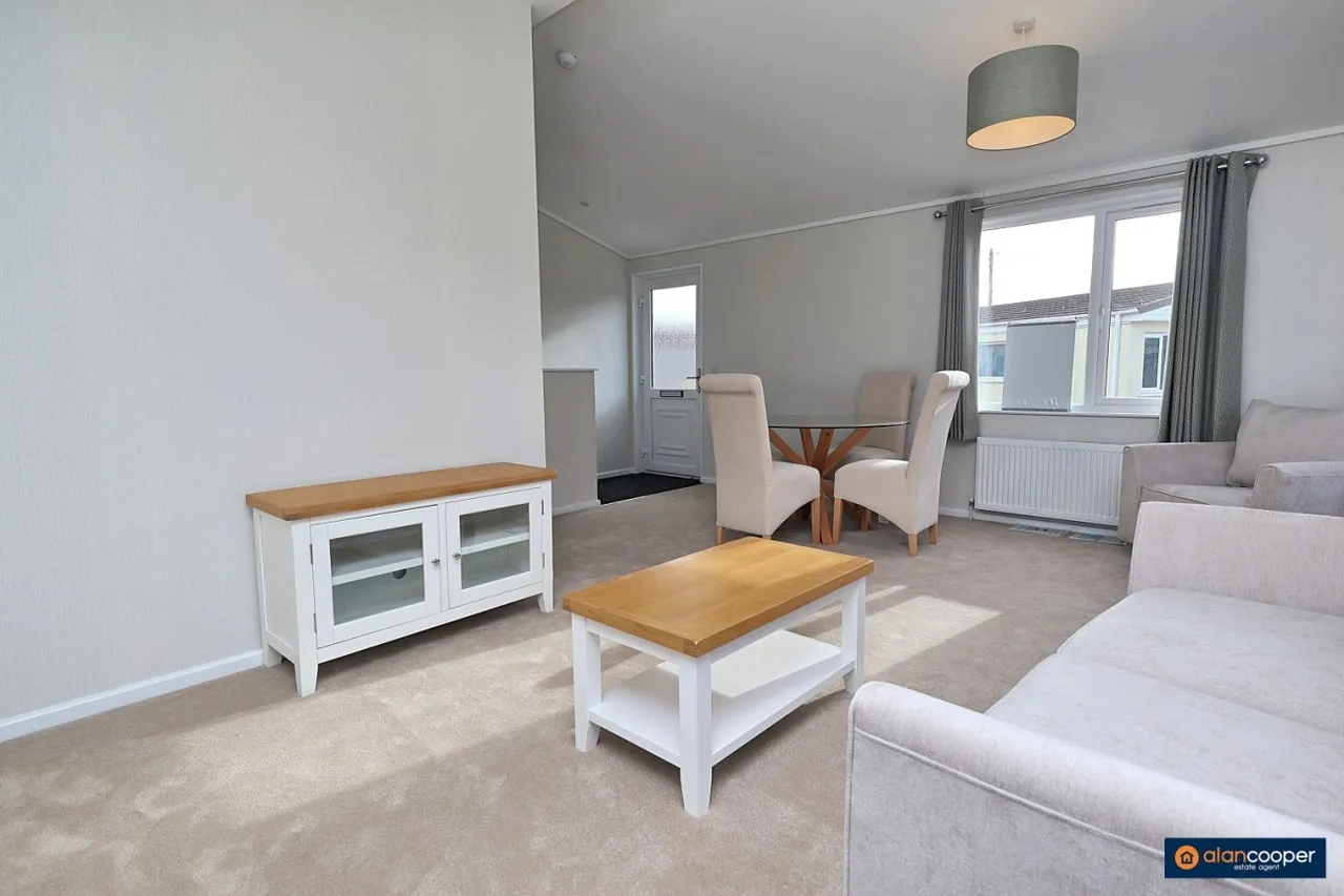 Mill Farm Park, Bulkington, CV12, photo 4
