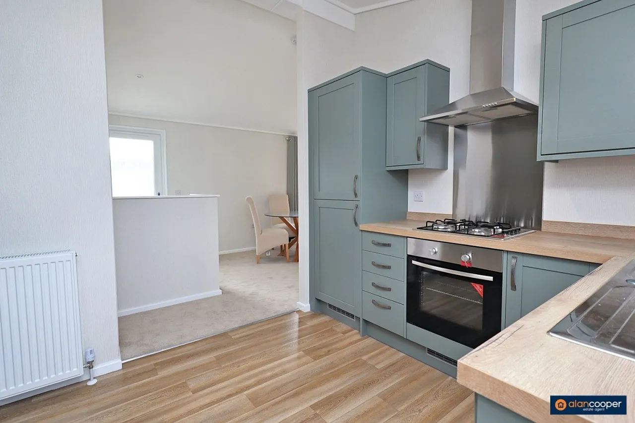 Mill Farm Park, Bulkington, CV12, photo 10