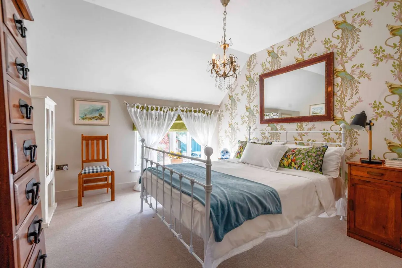 North Street, Hundon, CO10, photo 14