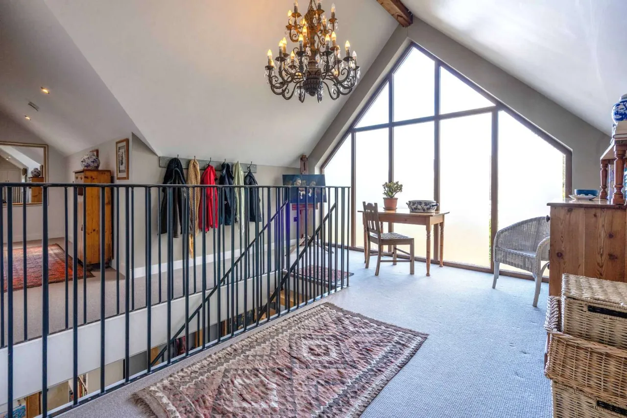 North Street, Hundon, CO10, photo 11