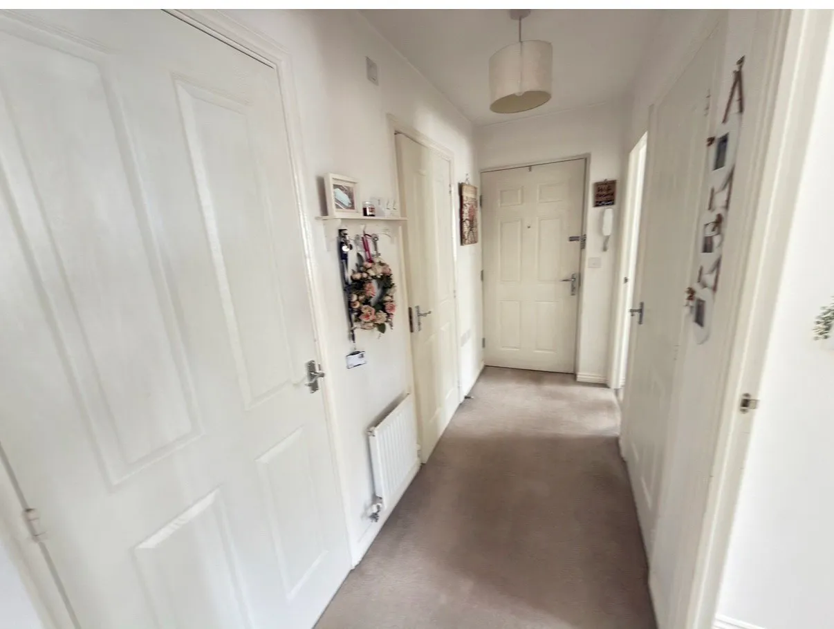 Santa Cruz Avenue, Bletchley, MK3, photo 15