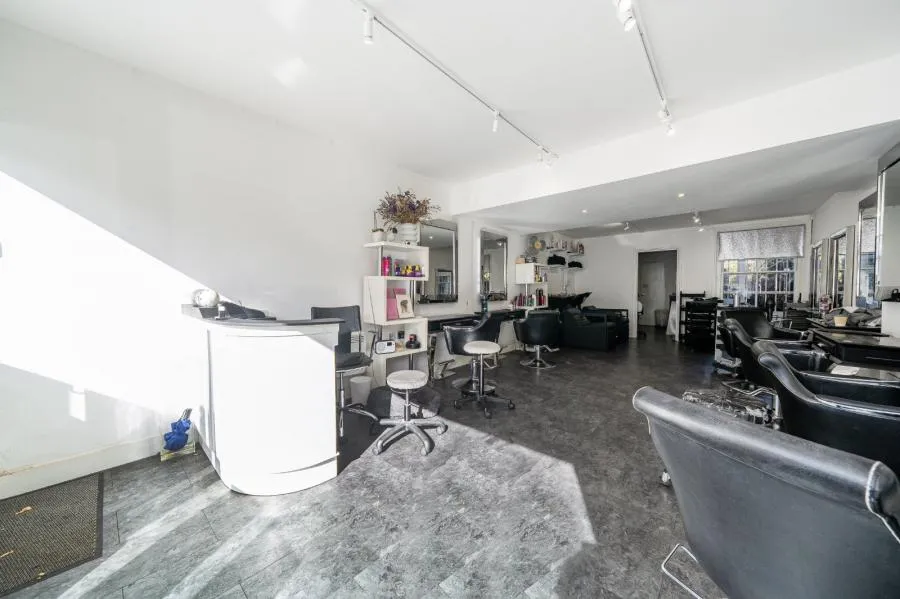 Wey Hill, Haslemere, GU27, photo 2