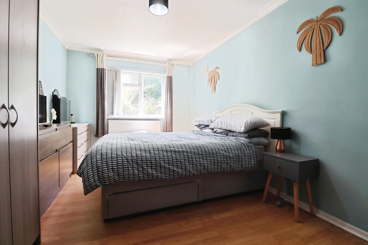 Suffolk Close, Porthcawl, CF36, photo 5