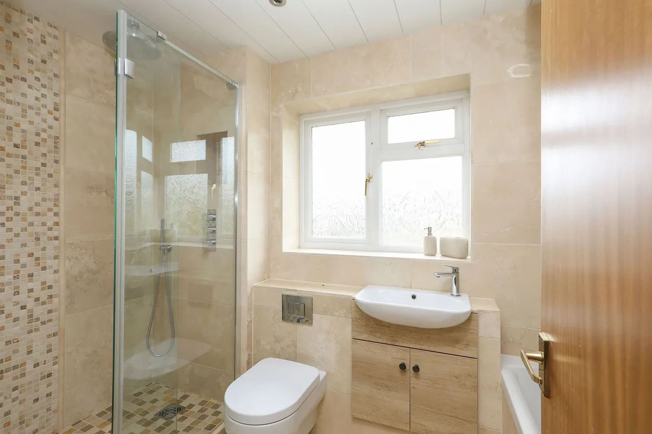 Moorland View Road, Chesterfield, S40, photo 18