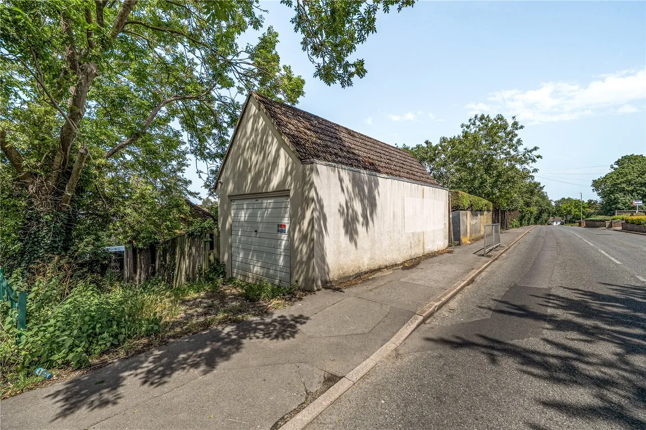 Carsington Gardens, Wilmington, DA1, photo 14