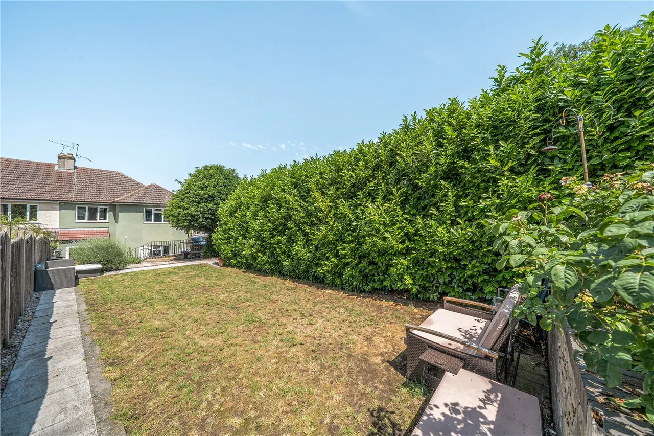 Carsington Gardens, Wilmington, DA1, photo 11