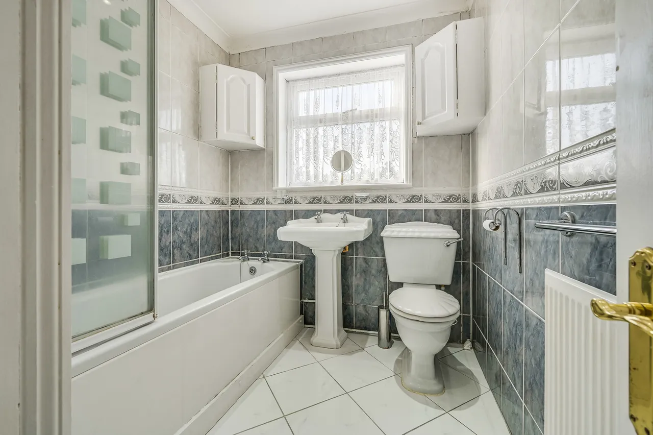 Jameson Road, Clacton-On-Sea, CO15, photo 15
