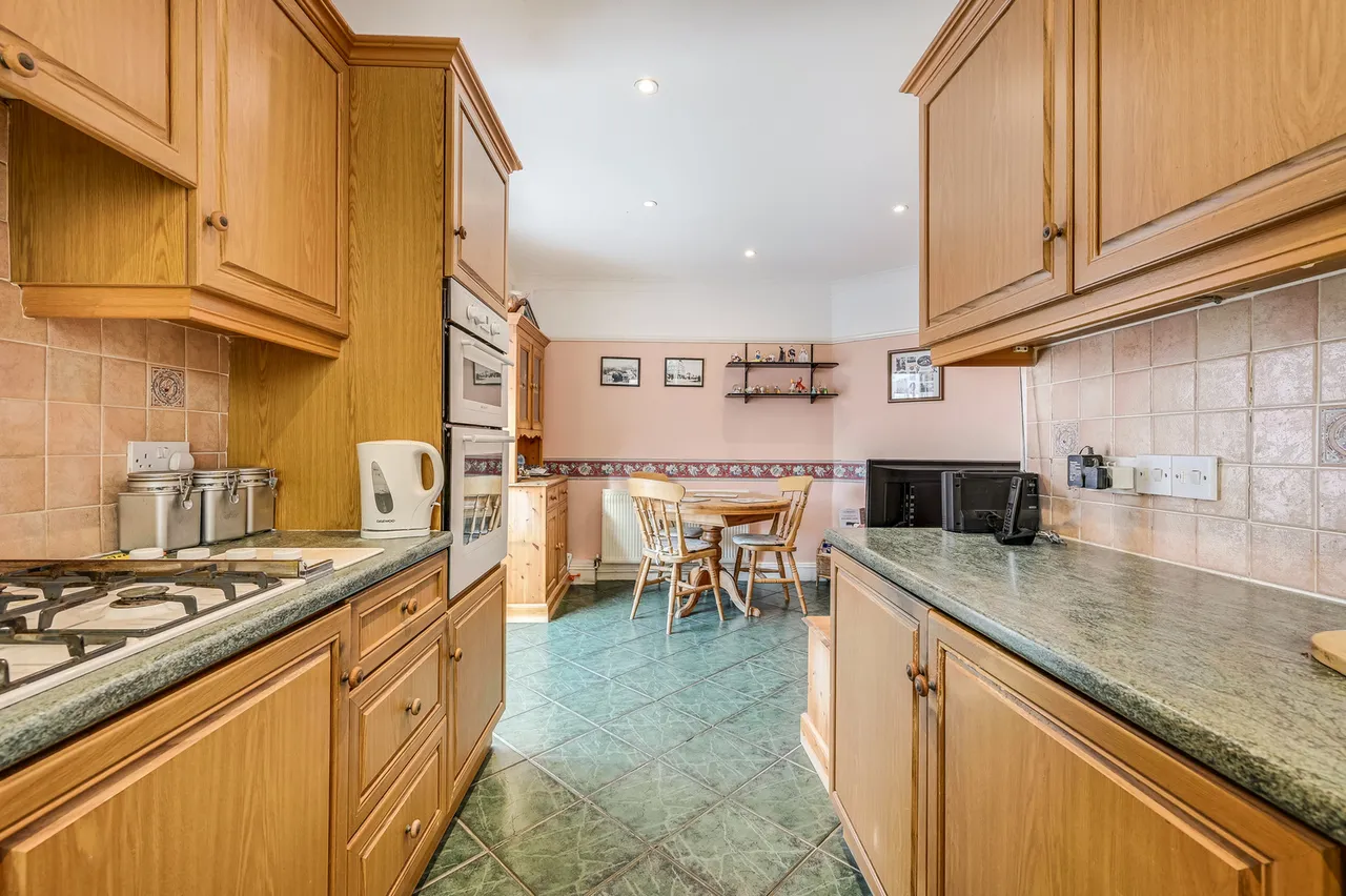 Jameson Road, Clacton-On-Sea, CO15, photo 6
