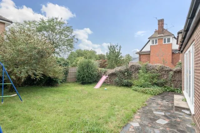 Hendon Avenue, London, N3, photo 13