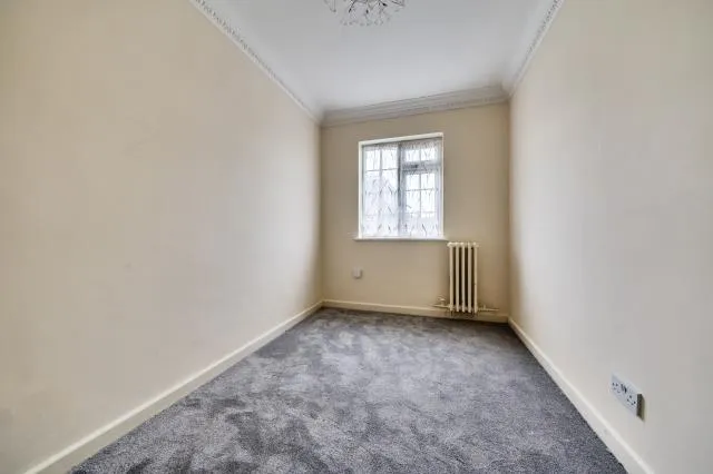 Hendon Avenue, London, N3, photo 9