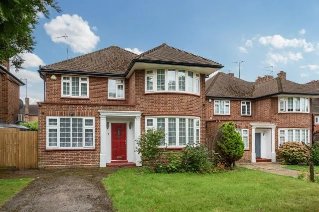 Hendon Avenue, London, N3, photo 15