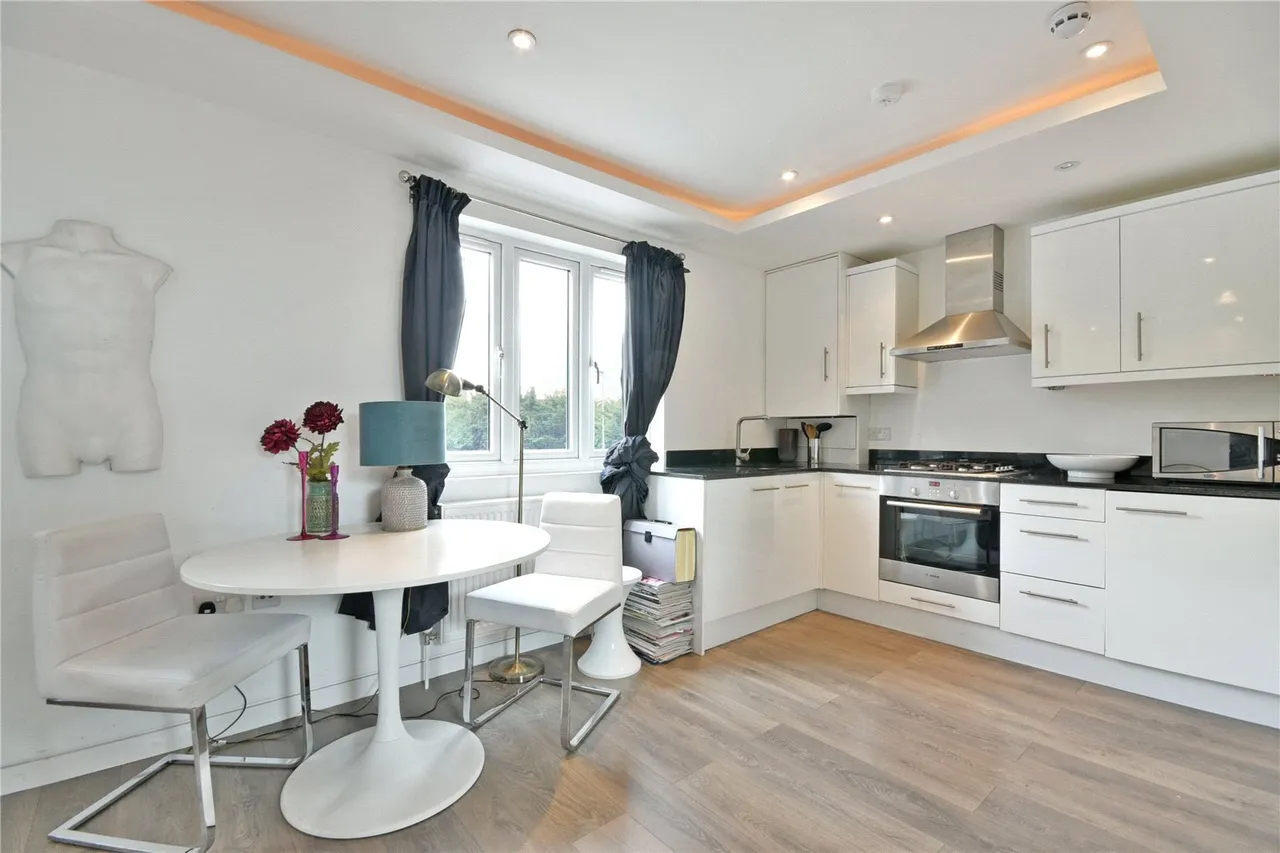 flat to rent, Cricklewood Lane, Cricklewood, NW2