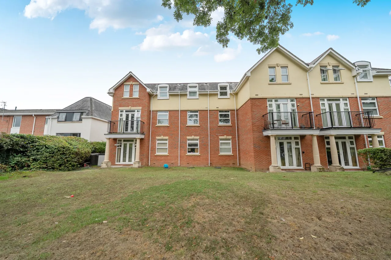 Stonegrove, Edgware, HA8, photo 10