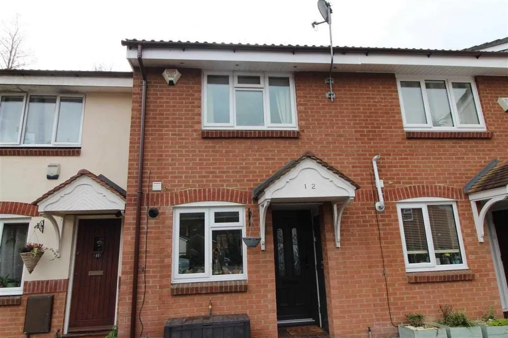 2 bed house to rent, Whiteway Close, St Annes, BS4