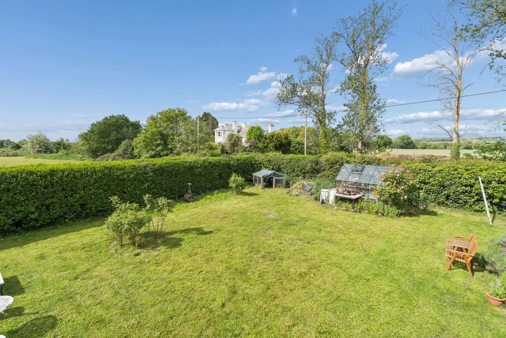 Sutton Road Cookham, Maidenhead SL6 9QX, photo 4