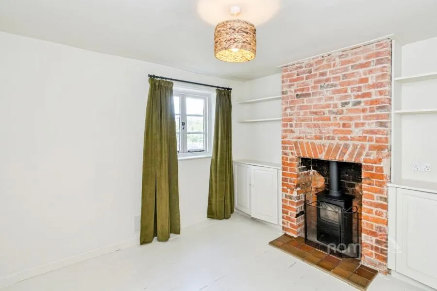 Back Street, Winchester, SO23, photo 5