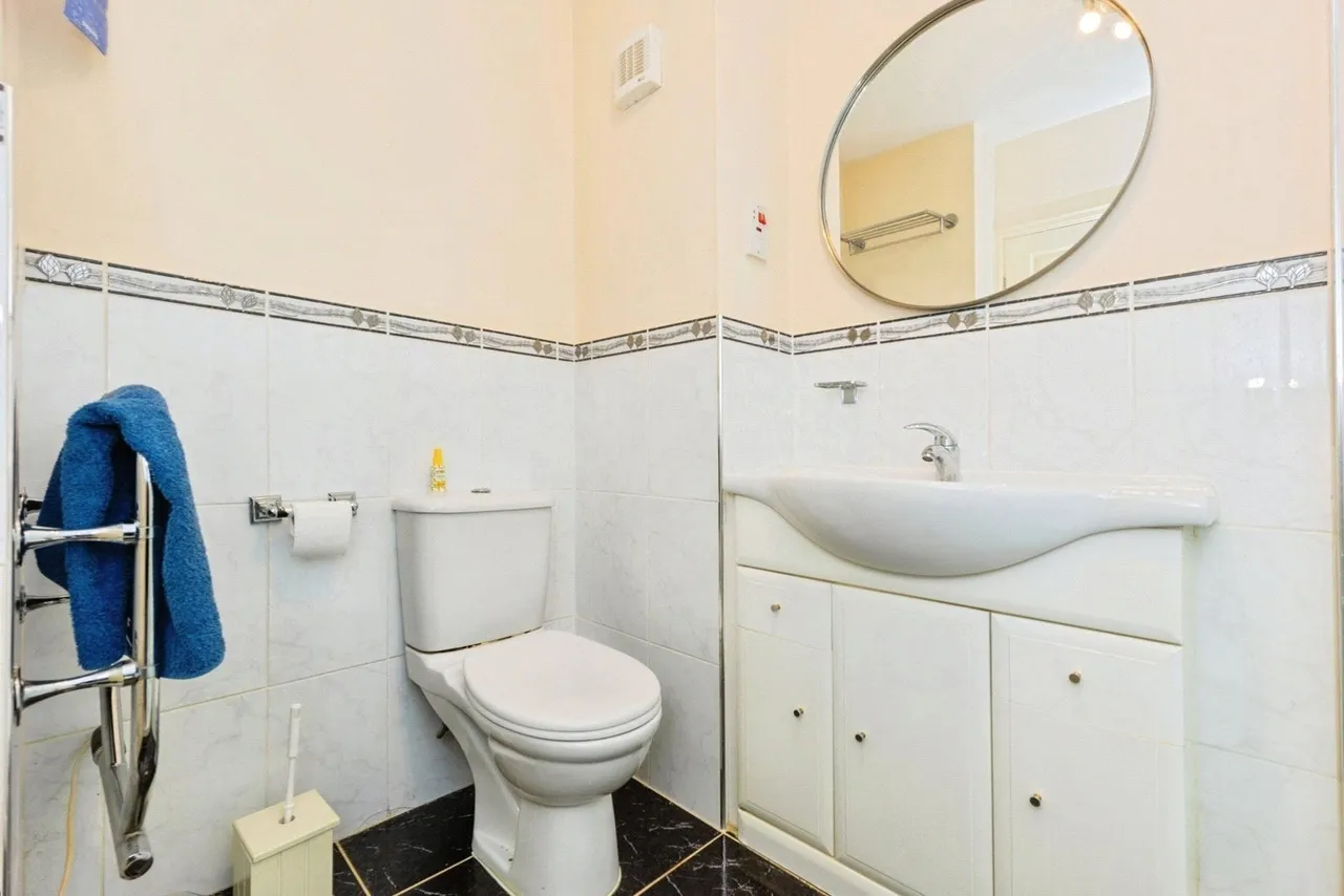 Dorchester Court, Brooklands Road, Sale, Greater Manchester, M33, photo 12