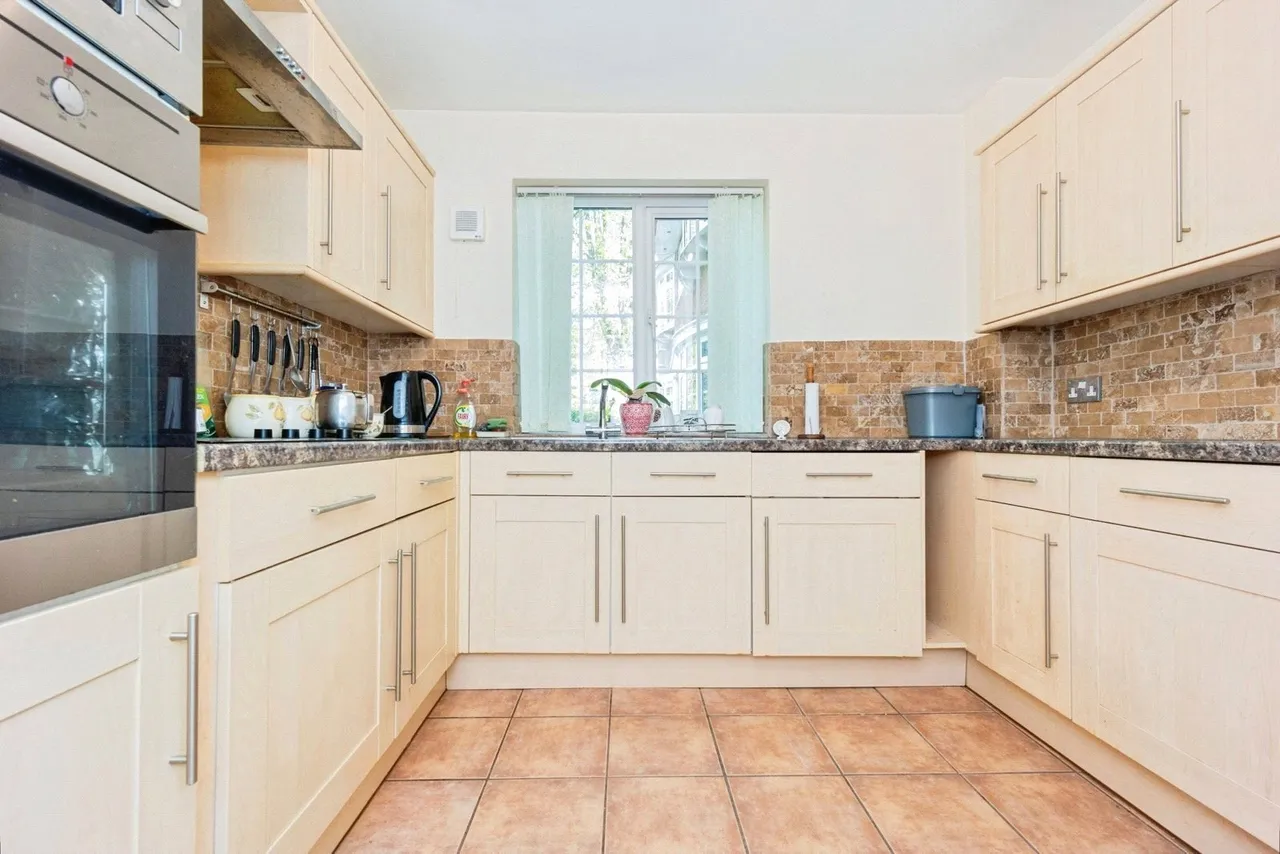 Dorchester Court, Brooklands Road, Sale, Greater Manchester, M33, photo 6