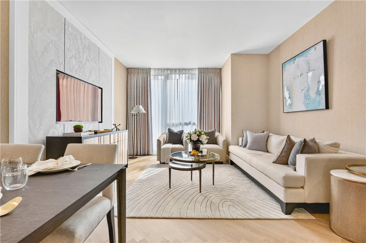 Brompton Road, Knightsbridge, SW3, photo 13