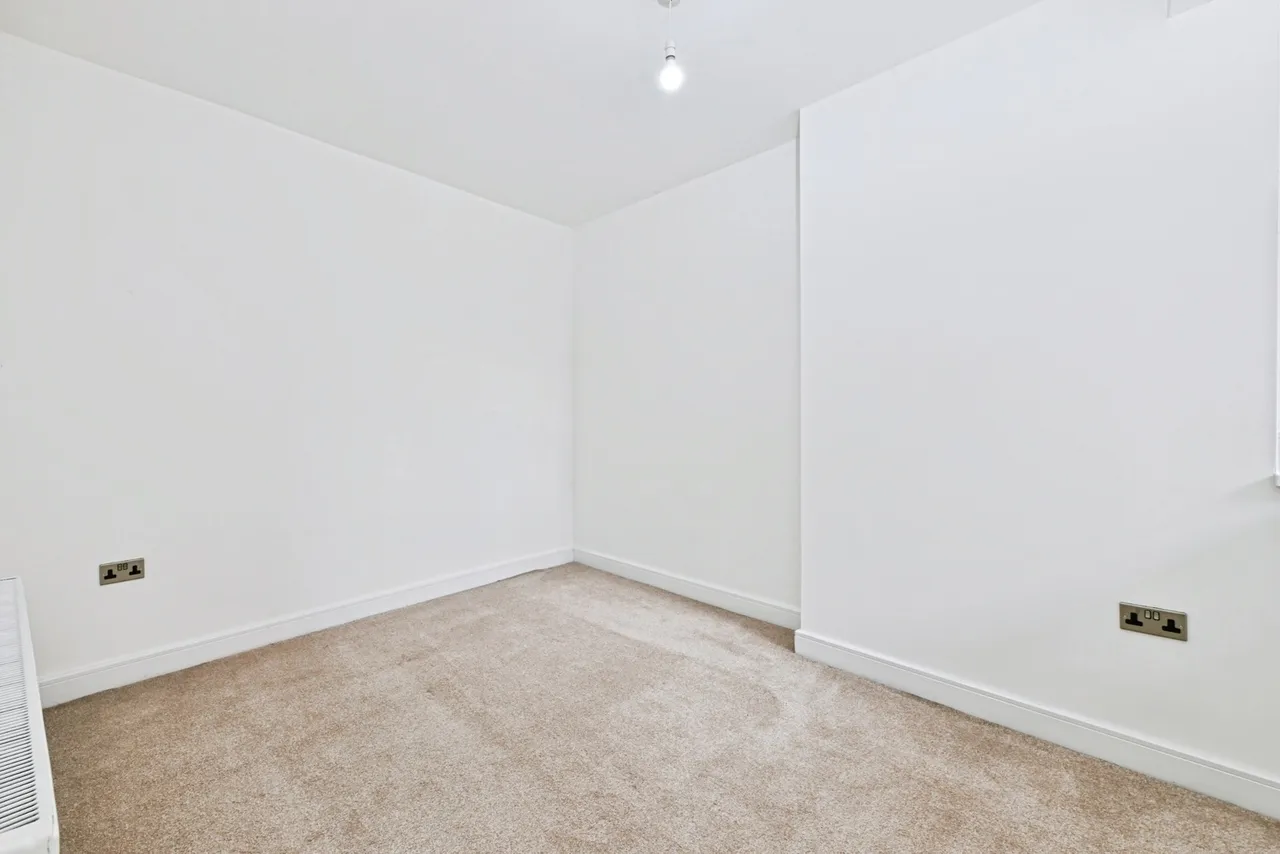 Nottingham Road, Nottingham, Nottinghamshire, NG7, photo 12