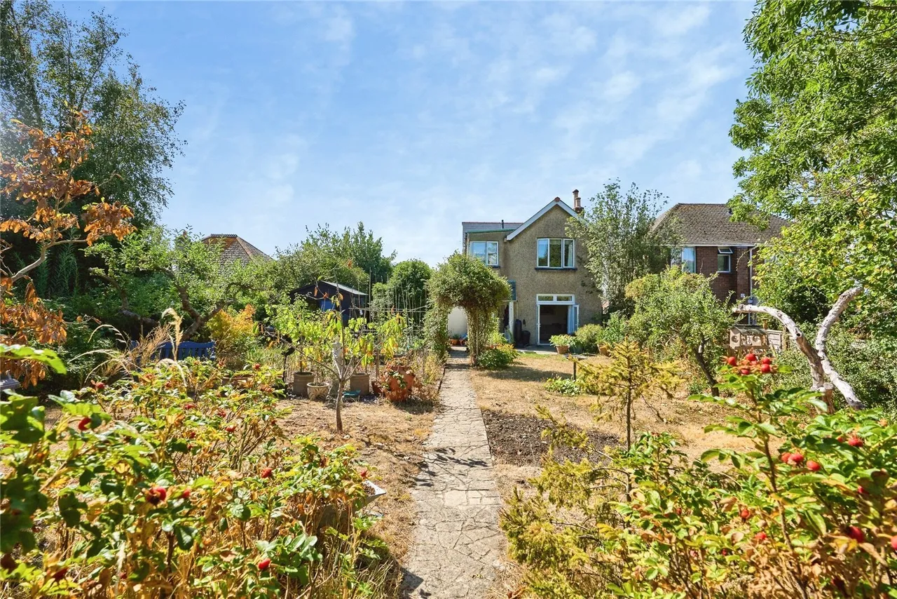 Great Preston Road, Ryde, PO33, photo 11