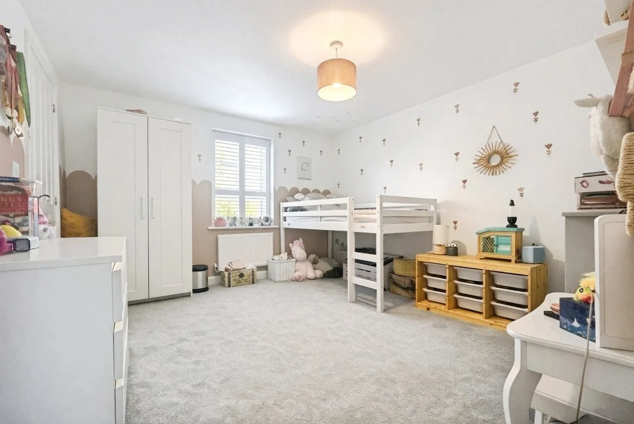 Viney Close, Hook, Hampshire, RG27 9GD, photo 7