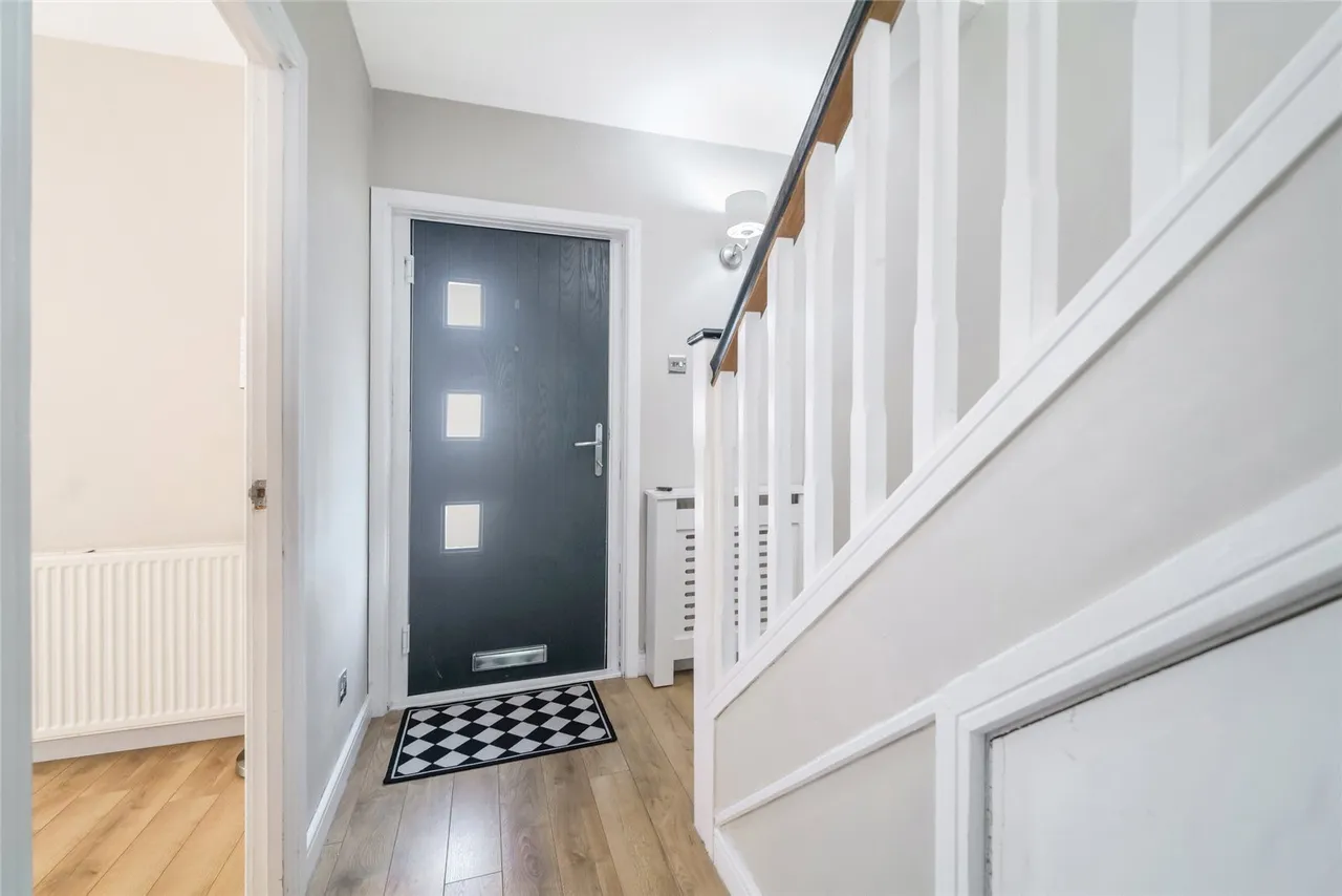 Castlebrae, Dumbarton, G82, photo 13