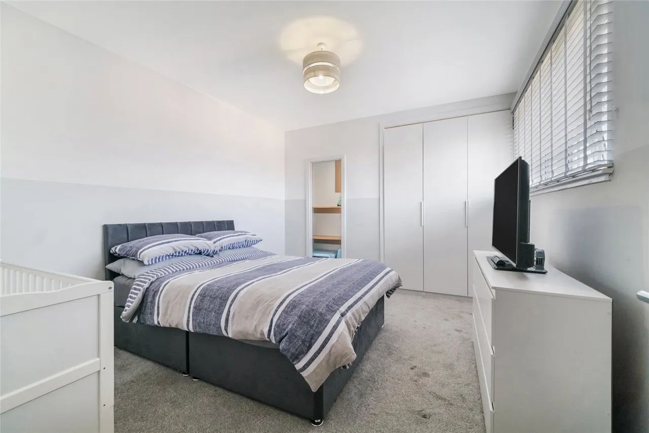 Castlebrae, Dumbarton, G82, photo 9