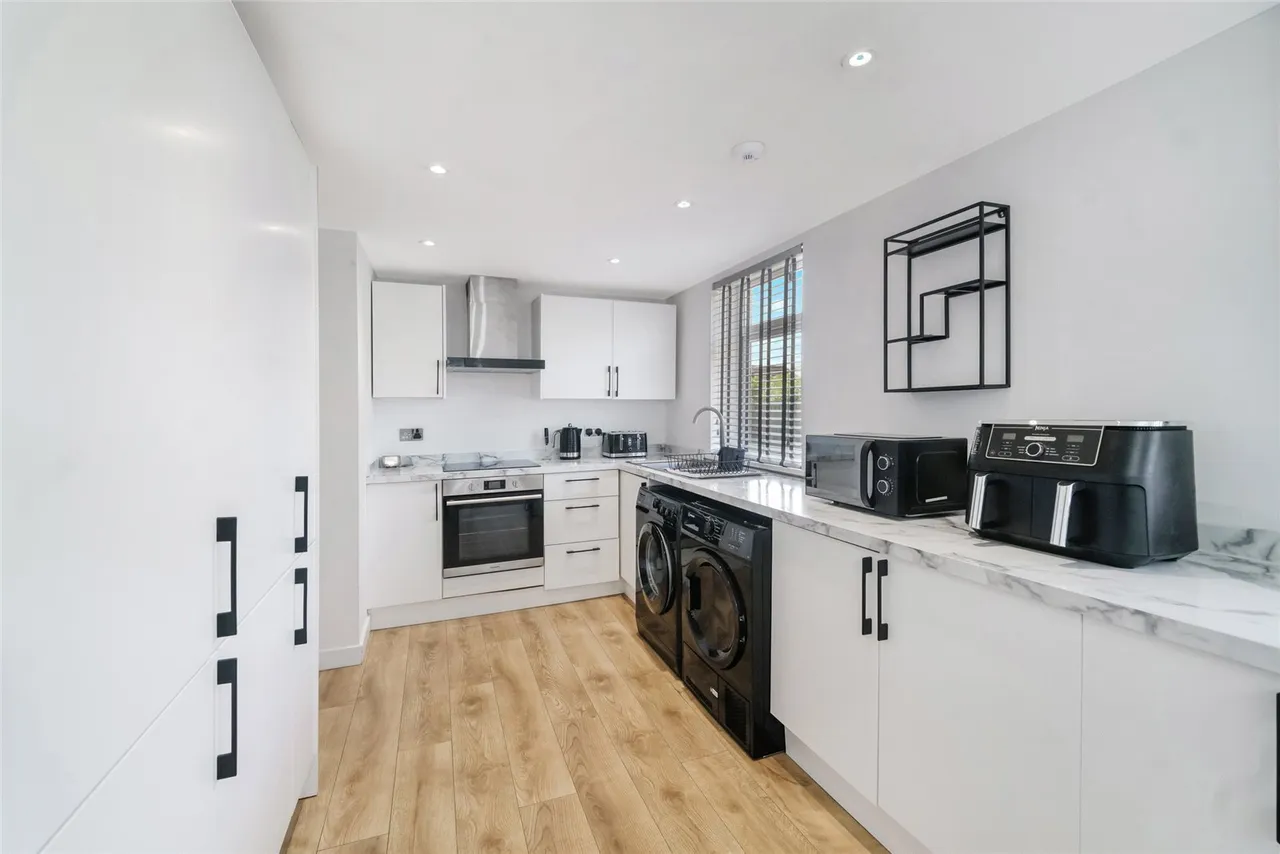 Castlebrae, Dumbarton, G82, photo 6