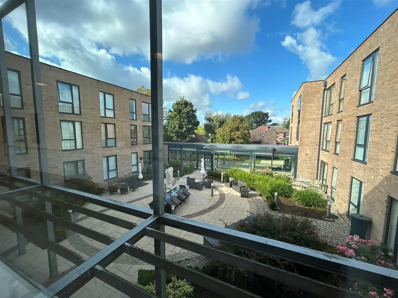 Finney Lane, Heald Green, photo 10