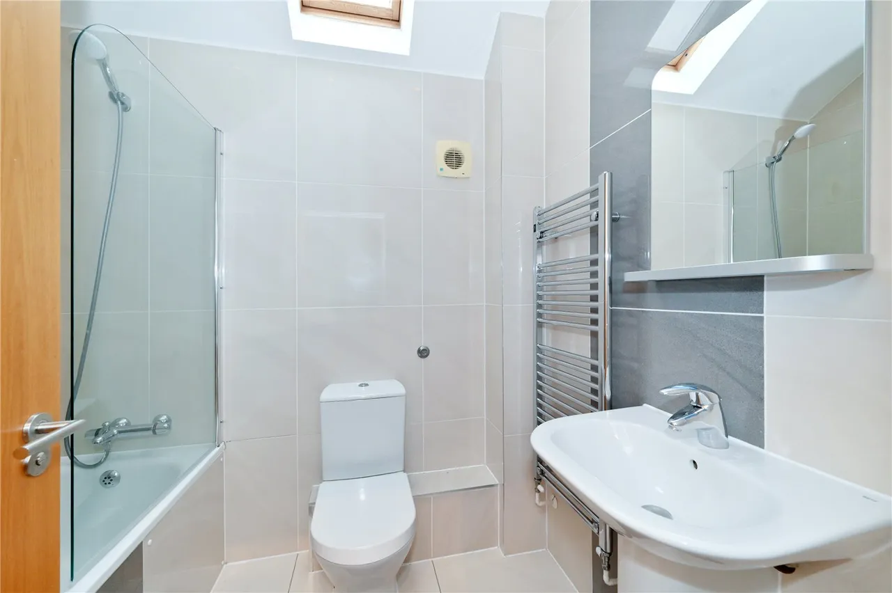 Lincoln Road, East Finchley, N2, photo 9