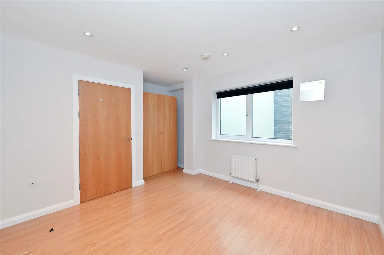 Lincoln Road, East Finchley, N2, photo 4