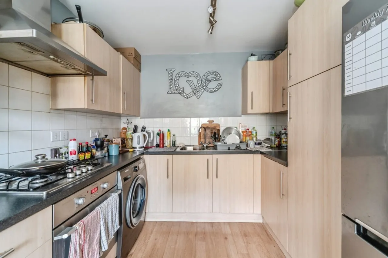 Laxton Way, Bedford, photo 5