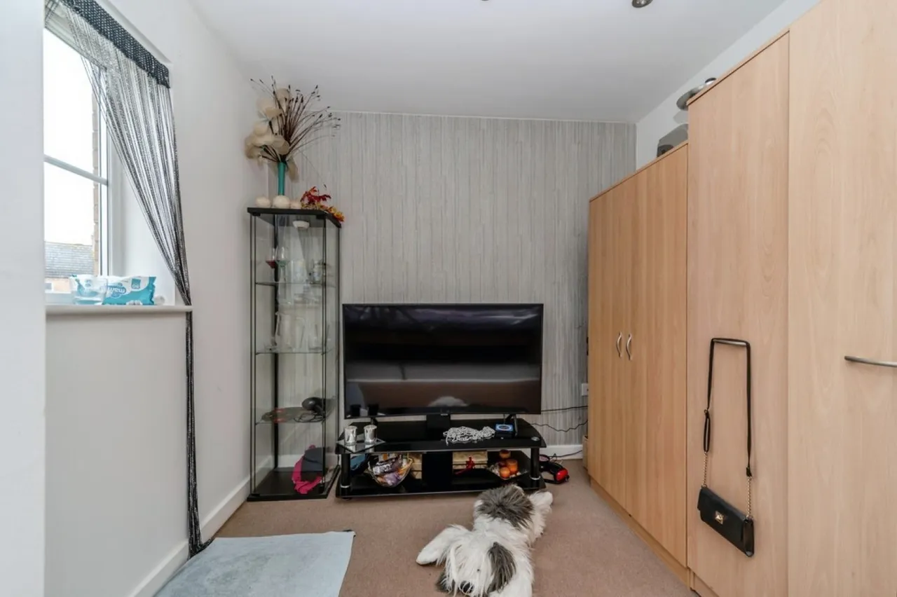 Laxton Way, Bedford, photo 12