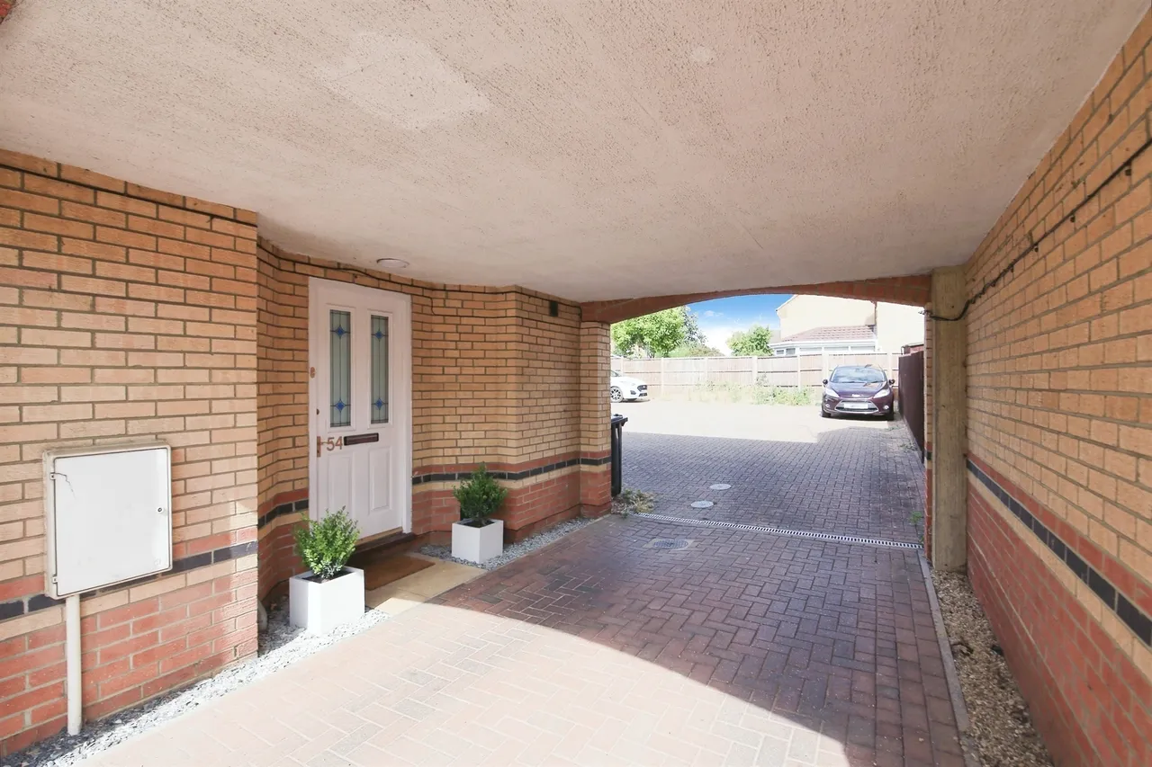 Turnstone Way, Stanground, Peterborough, photo 2
