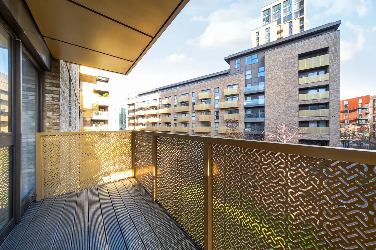 Flat 20, Chantrelle Court, Yeoman Street, London, photo 2