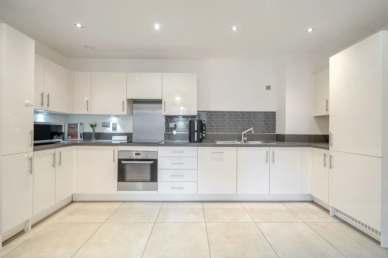 Flat 20, Chantrelle Court, Yeoman Street, London, photo 5