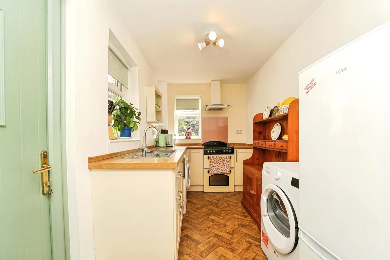 New Street, Newtown, GL13, photo 16