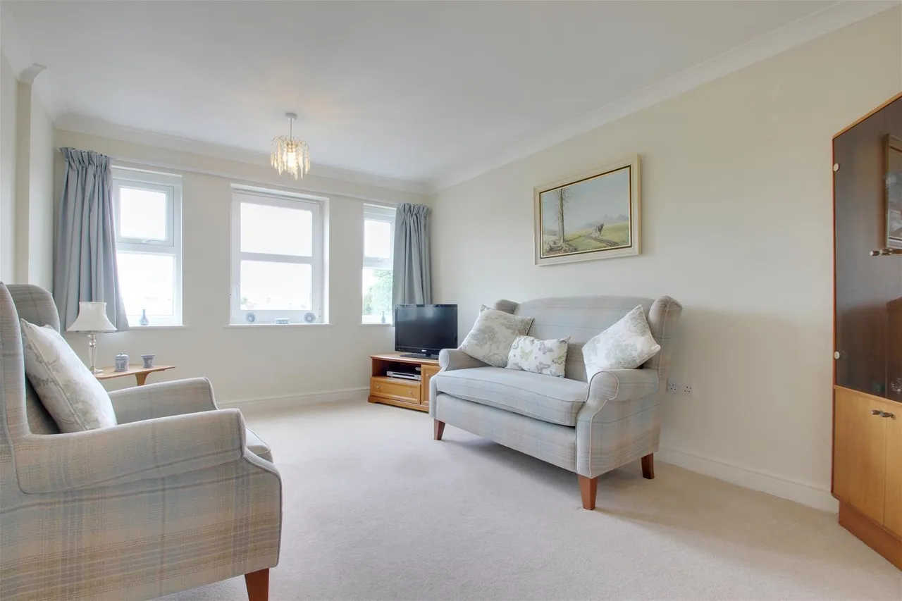 St. Botolphs Road, Worthing, photo 3