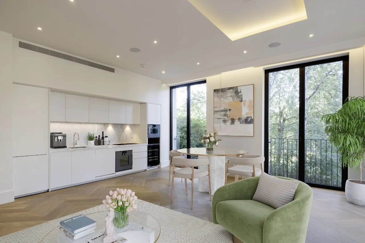 St Edmunds Terrace, St John's Wood, London, NW8 7ED, photo 2