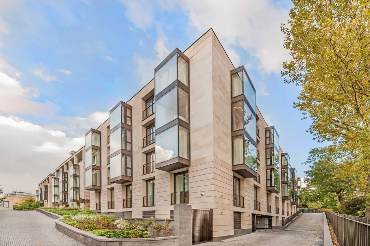 St Edmunds Terrace, St John's Wood, London, NW8 7ED, photo 9