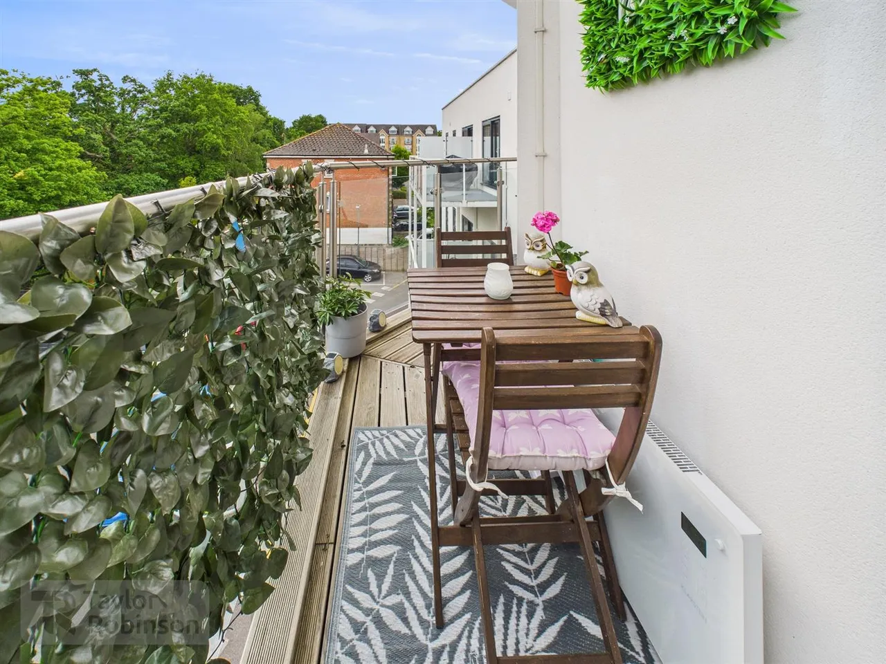 Hazelwick Avenue, Three Bridges, RH10, photo 12