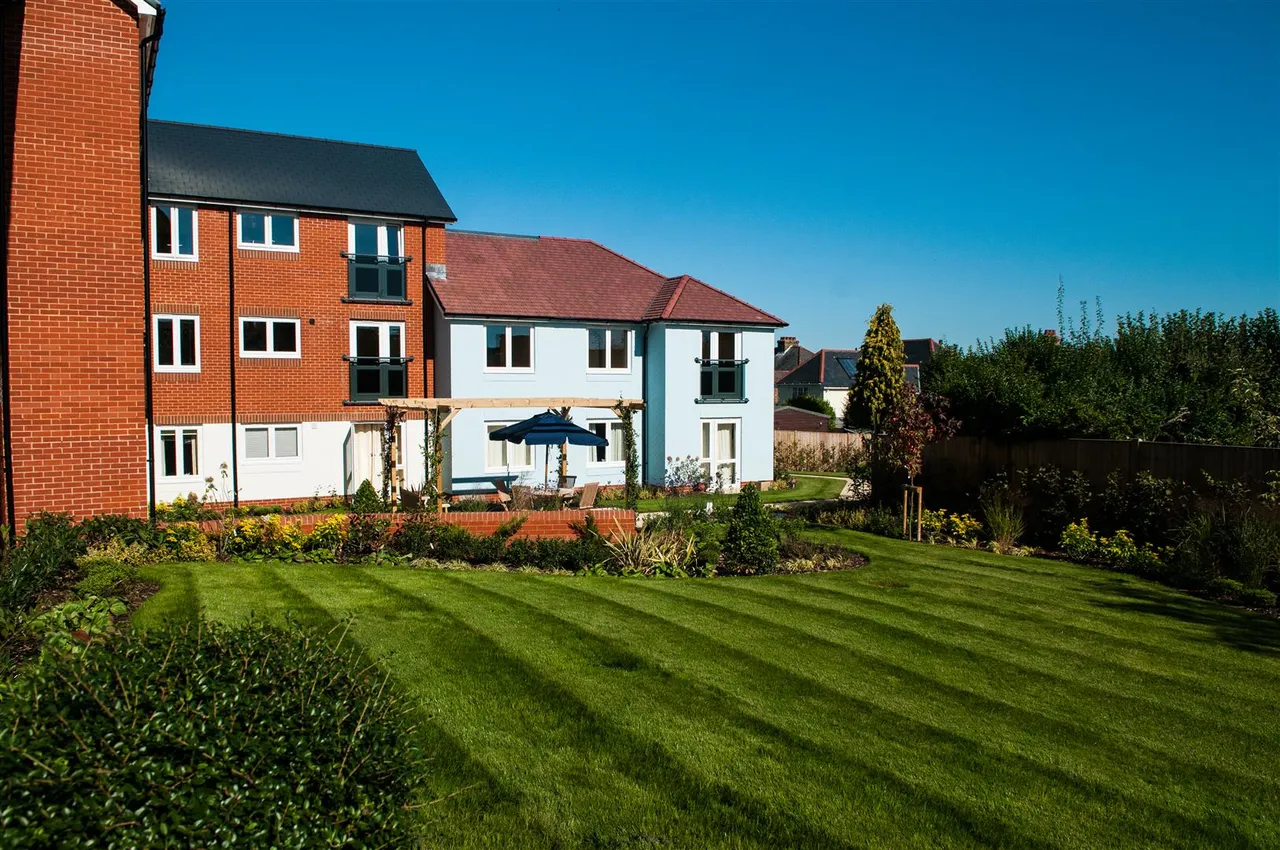 North Close, Lymington, SO41, photo 11