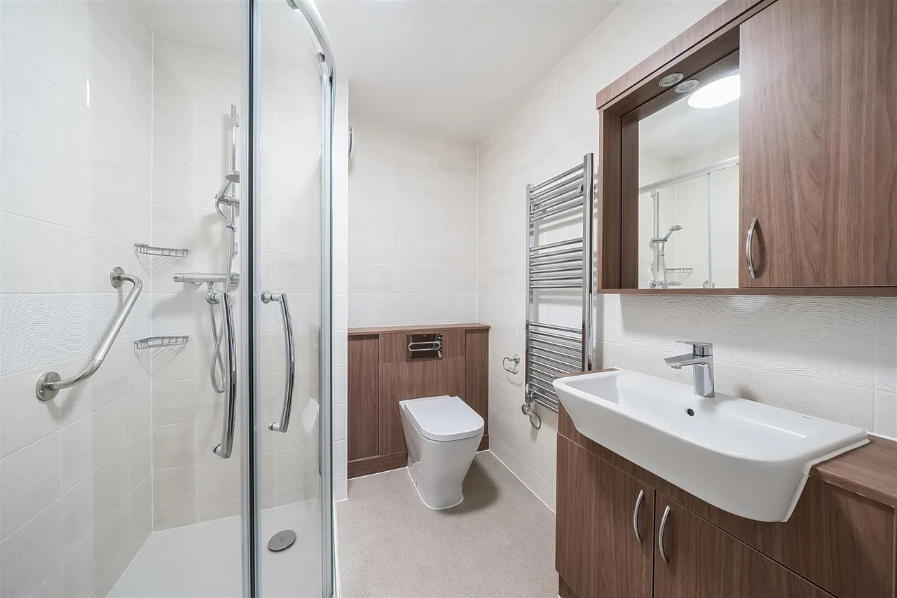 North Close, Lymington, SO41, photo 7