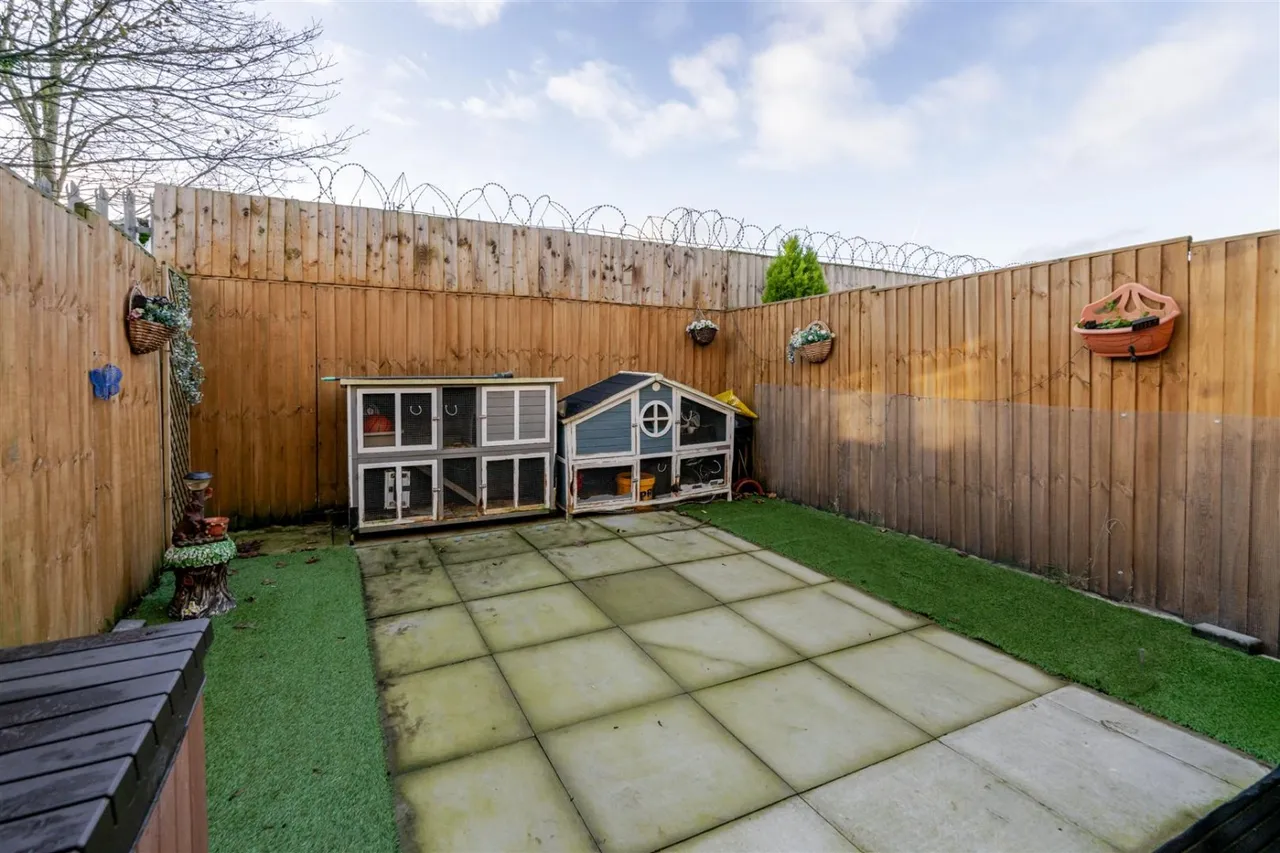 Bramblemead, Leigh, WN7, photo 2
