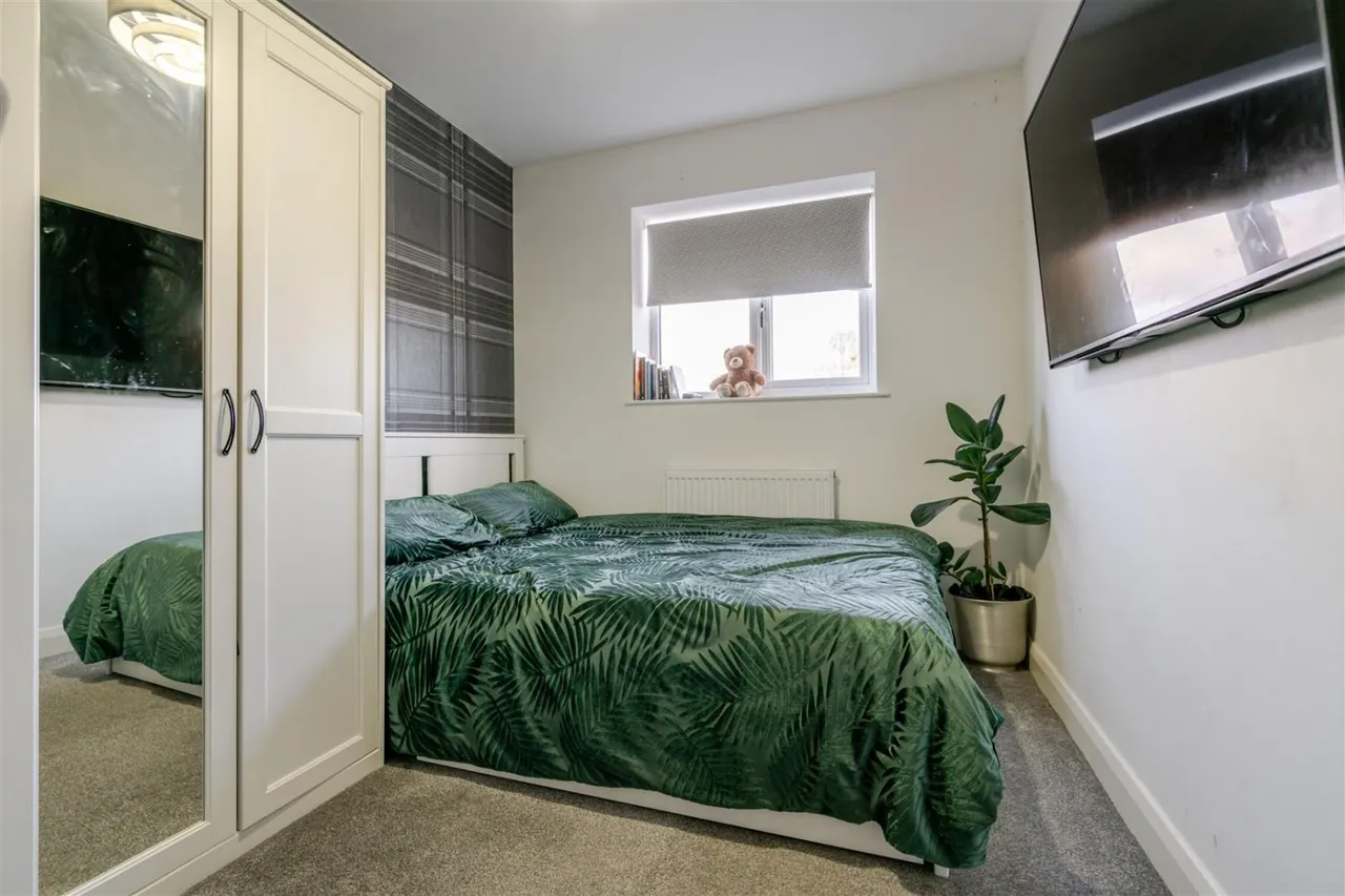 Bramblemead, Leigh, WN7, photo 9