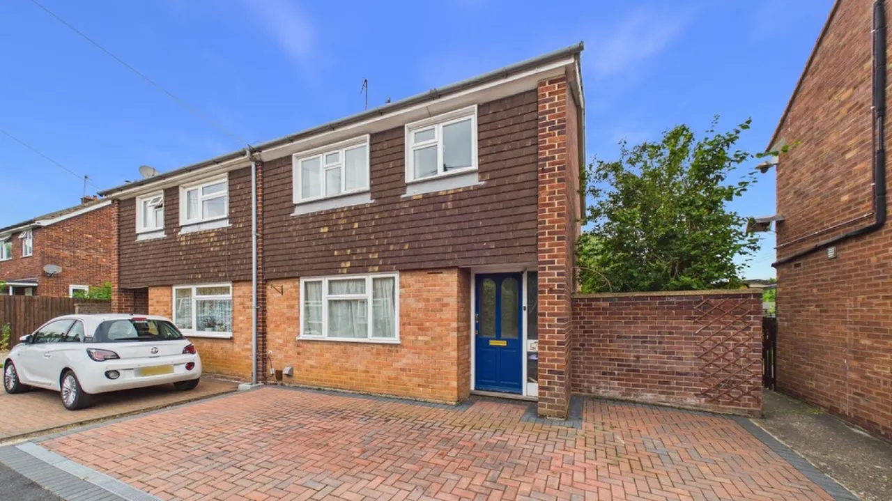 3 bed house for sale — Raingate Street, Bury St Edmunds, Suffolk