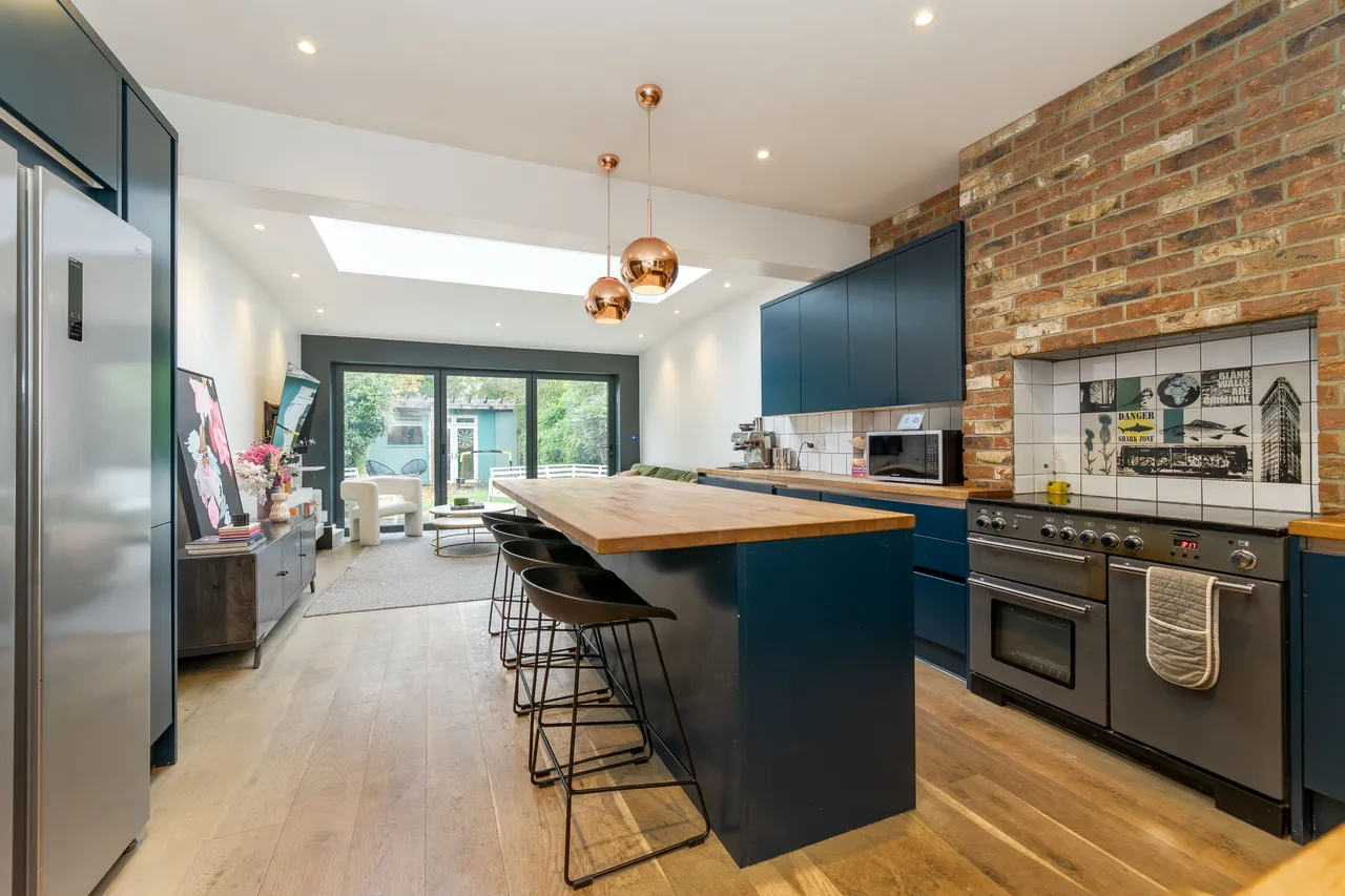 Atbara Road, Teddington, TW11, photo 3